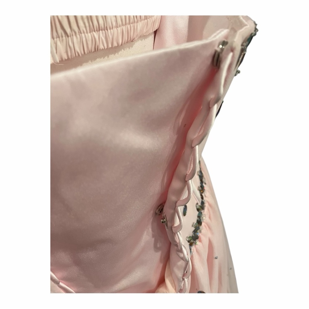 Elegant Pink Strapless Dress - Picture 6 of 9